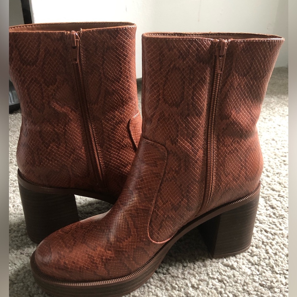 Universal Thread Jenna boots size 8 1/2 - Picture 11 of 11
